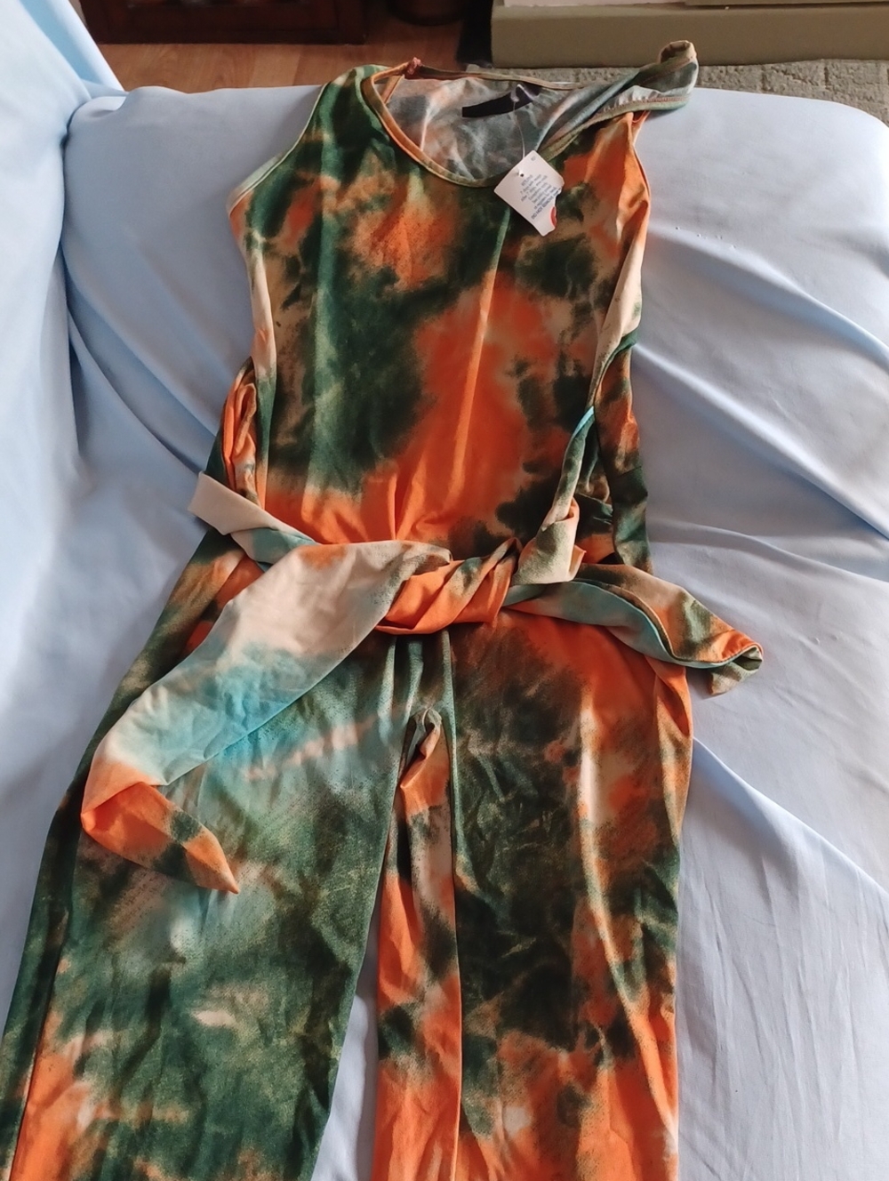 2/$10 Knee Length Romper Size Small